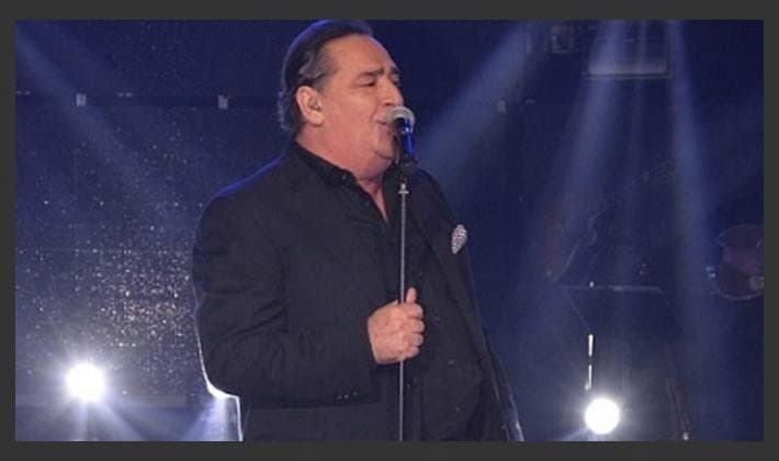 ΒΑΣΙΛΗΣ ΚΑΡΡΑΣ ΣΕ ΝΕΟ ΤΡΑΓΟΥΔΙ ΜΕ ΤΙΤΛΟ «ΡΩΤΑΣ ΑΝ Σ’ ΕΧΩ ΕΡΩΤΕΥΘΕΙ»!